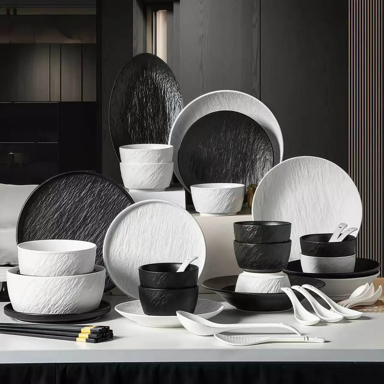 2026 New Underglaze Bowls Plates 55-Piece Luxury Ceramic Tableware Set Modern Porcelain Bone China Tableware Set Factory Direct