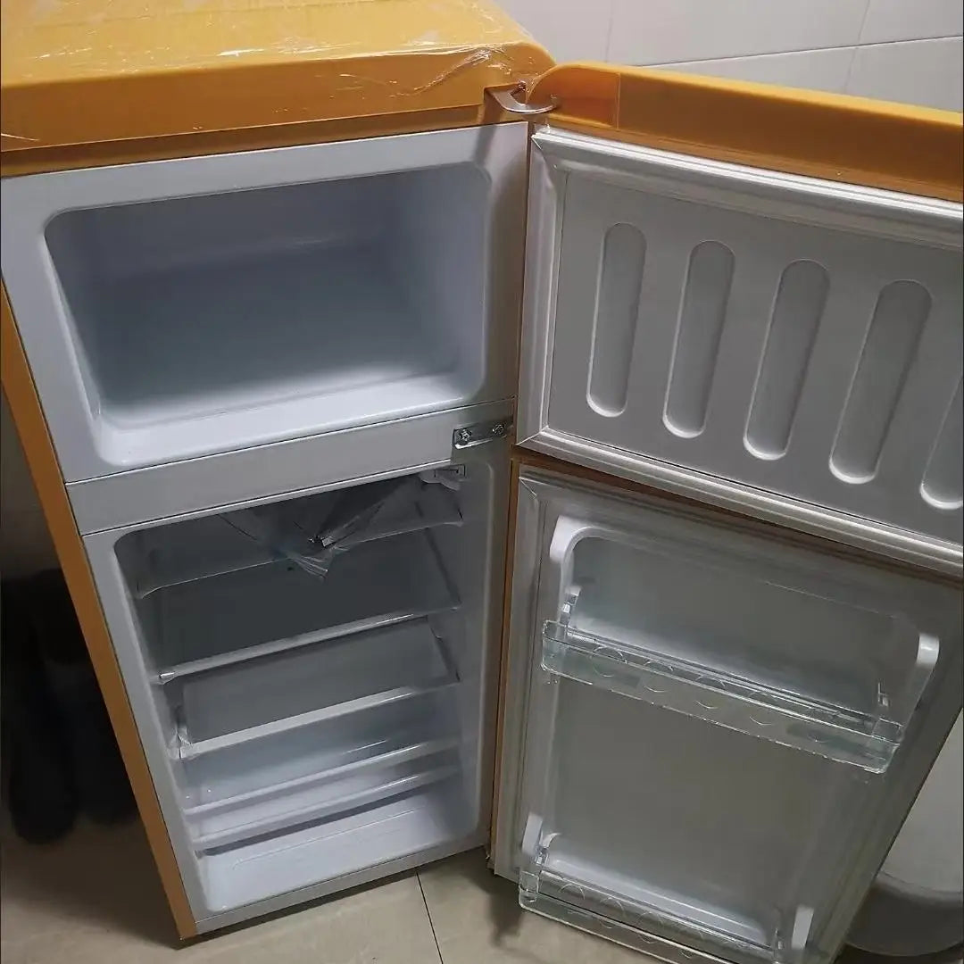 X Hot Selling High-quality 82L Retro Style Small Refrigerator, Top Freezing and Bottom Refrigeration Refrigerator