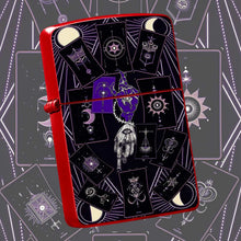 Mystical Tarot Astrology Themed Pocket Lighter, Occult Celestial Esoteric Aesthetic Portable Igniter, Stylish Dark Art Creative Accessory For Daily Use, Rituals, Gifting And Any Scenes, Unique Divination Pattern Exquisi A Hum