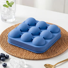 9-Hole Silicone Soccer Ball Cube of Ice Tray with Lid Round Ice Ball Mold for Whiskey for Home Bars And Sports-Themed Parties