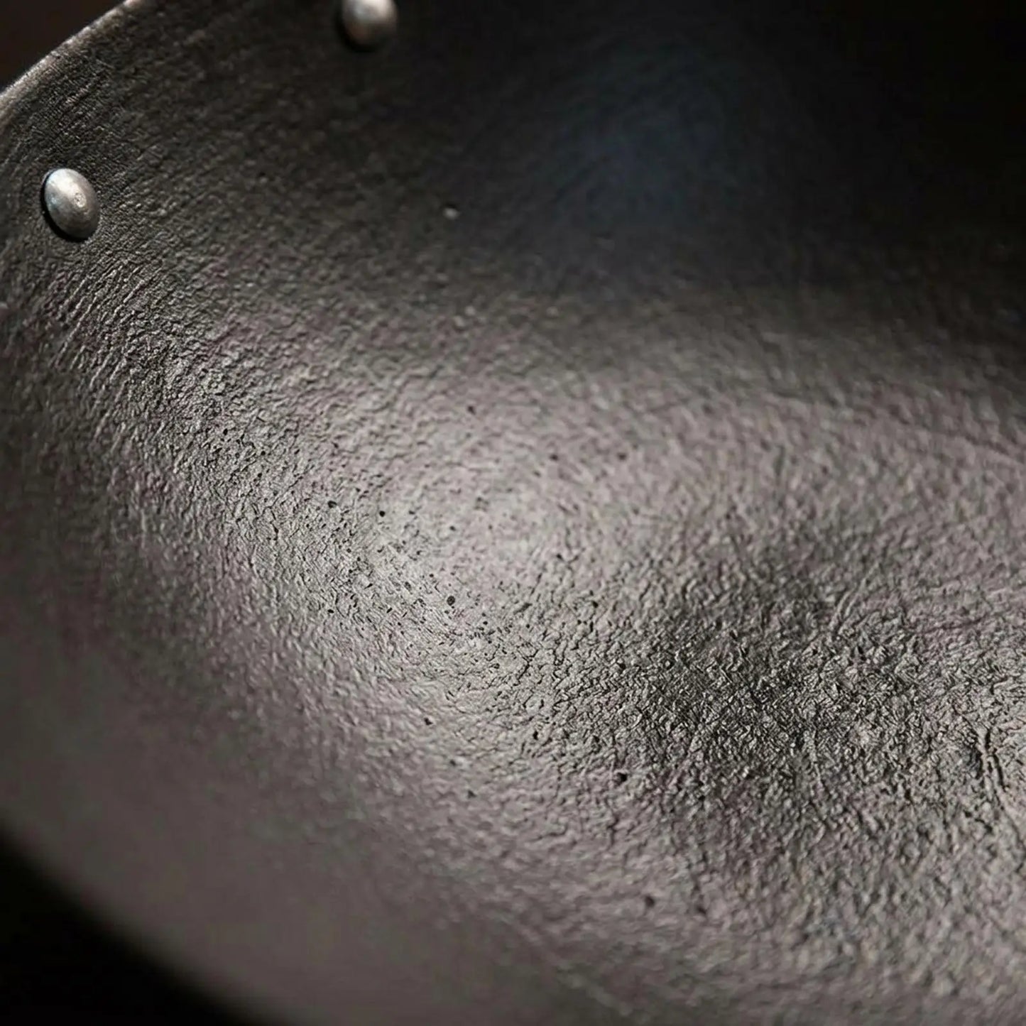 Iron Non Stick Wok Pan Handmade Frying Pan Universal Cookware Pot for Induction Cooker and Gas Stove Kitchen Use