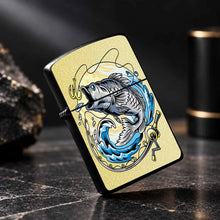 Creative Leaping Bass Fishing Themed Portable Lighter Gear Trendy Stylish Accessory For Angling Enthusiasts Daily Carry Practical Item For Outdoor Travel Birthday Gift And Souvenir Multi-Scenario Adapted Durable Exquisi A Hum