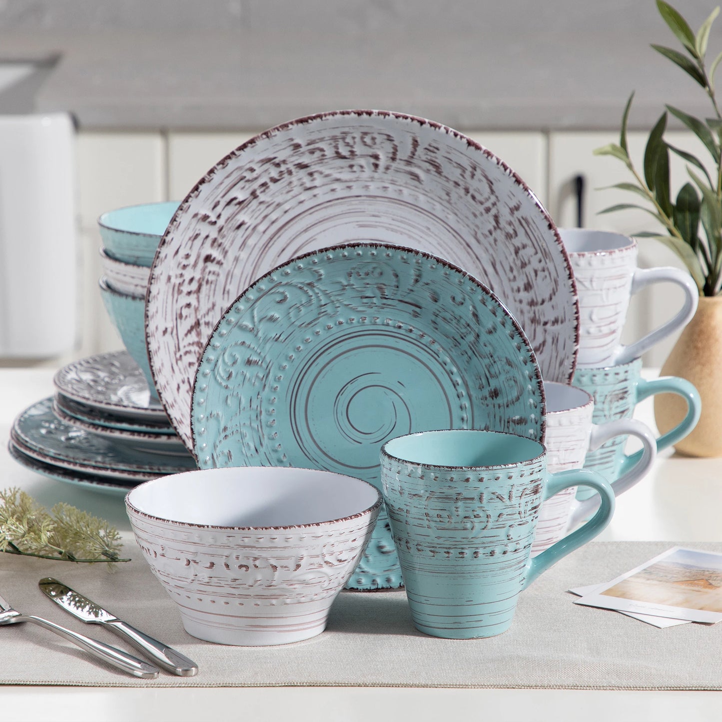 vancasso 16/32 Ceremic Plates Dinner Set Stoneware Tableware Set with 4PCS Dinner Plate/Dessert Plate/Bowl/Mug for 4 Person