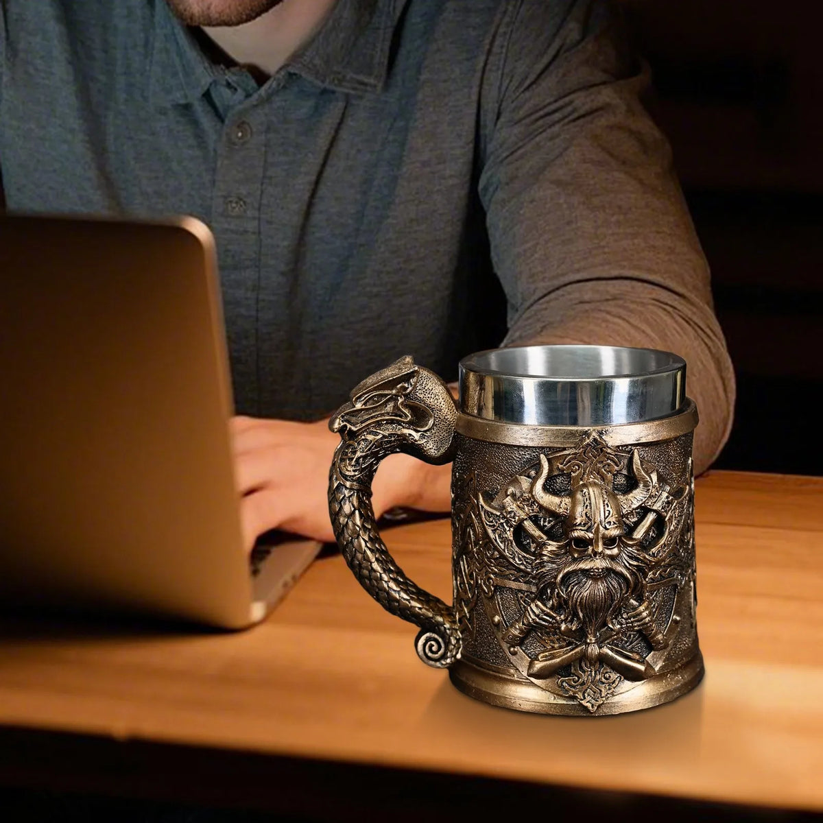 600ML Medieval Valhalla Viking Stainless Steel Nordic Viking Barrel Dragon Boat Warrior Horn Skull Beer Mug Beer Coffee Cup