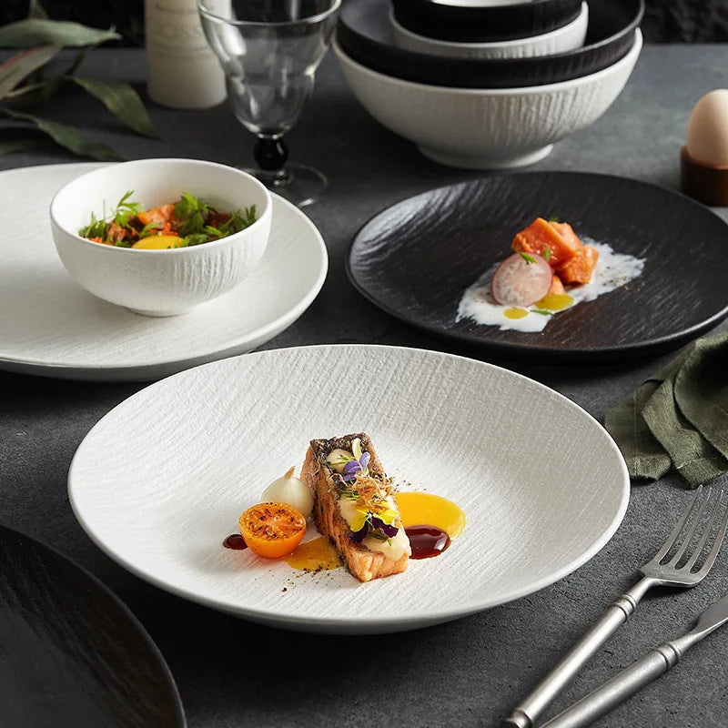 Black and white ceramic tableware, plates, plates, household eating bowls, soup bowls, high-end luxury Japanese tableware sets.