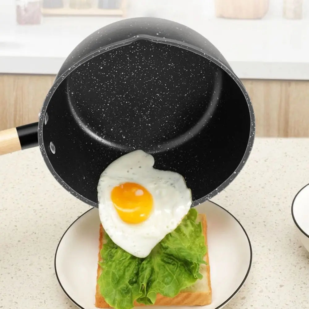 Portable Iron Omelette Pan Non-stick with Wooden Handle Wheat Stone Stockpot Noodle Pot Kitchen Supplies