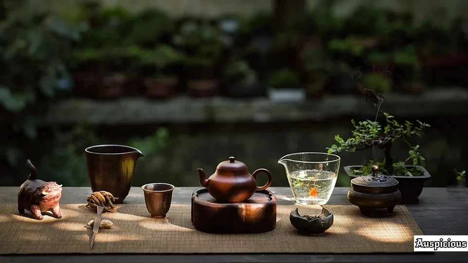 320ml Exquisite Yixing Purple Clay Teapots Handmade Bamboo Section Pot Raw Ore Section Mud Kettle Chinese Zisha Tea Set Gifts