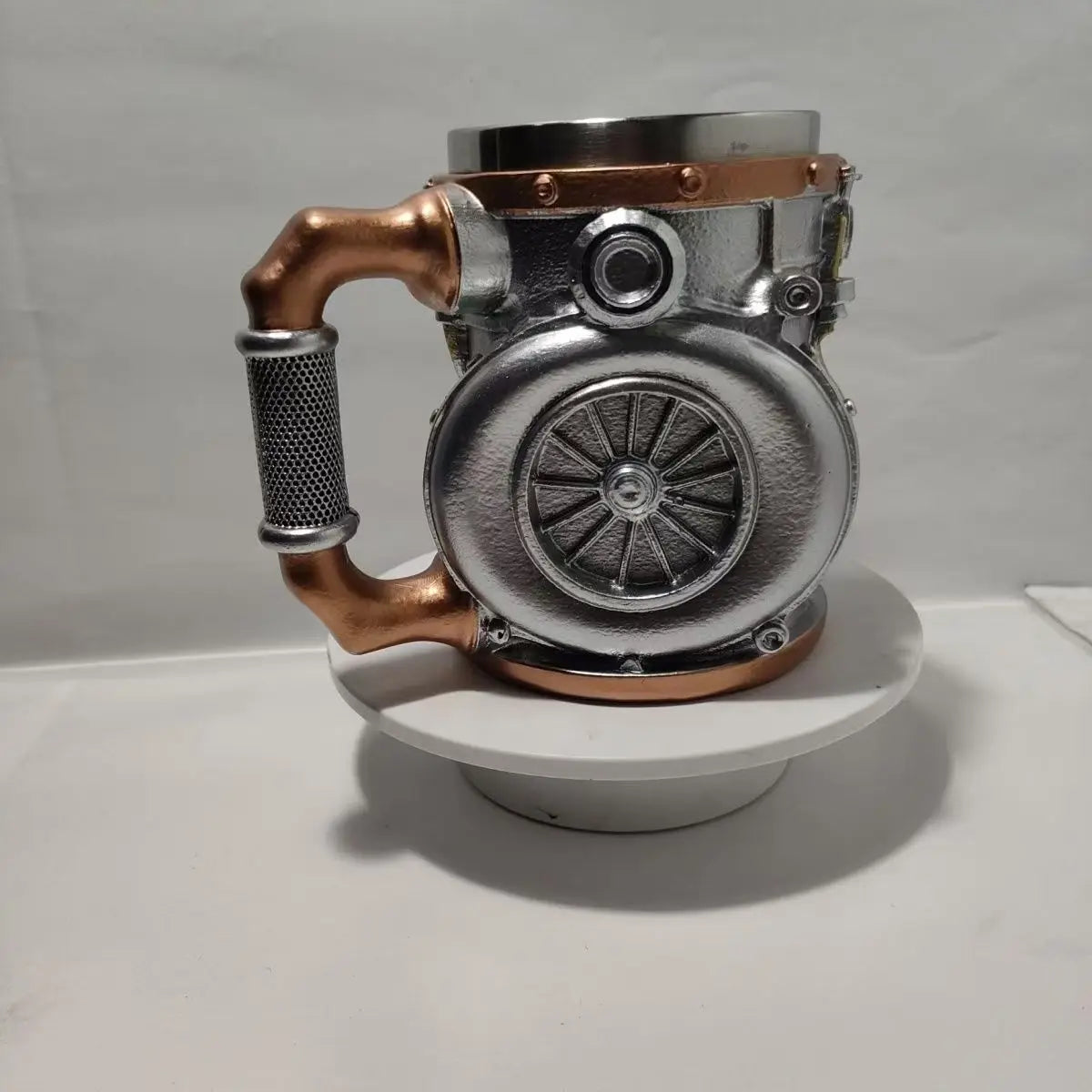 Unique 3D Car Turbo Engine Shaped Beer Mug Retro Mechanical Gear Resin Coffee Cup Creative Desktop Decor Drink Tumbler Gift