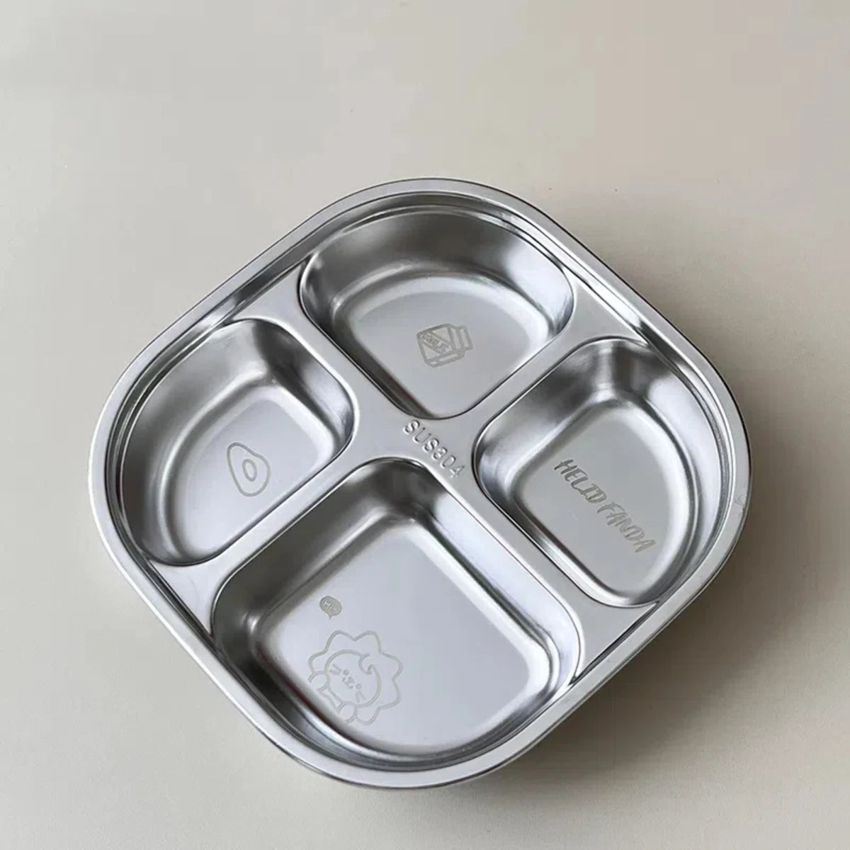 WORTHBUY Capybara 3/4 Grids Food Plate Dishes 304 Stainless Steel Divided Dinning Plates Salad Plate Tableware Dishwasher Safe