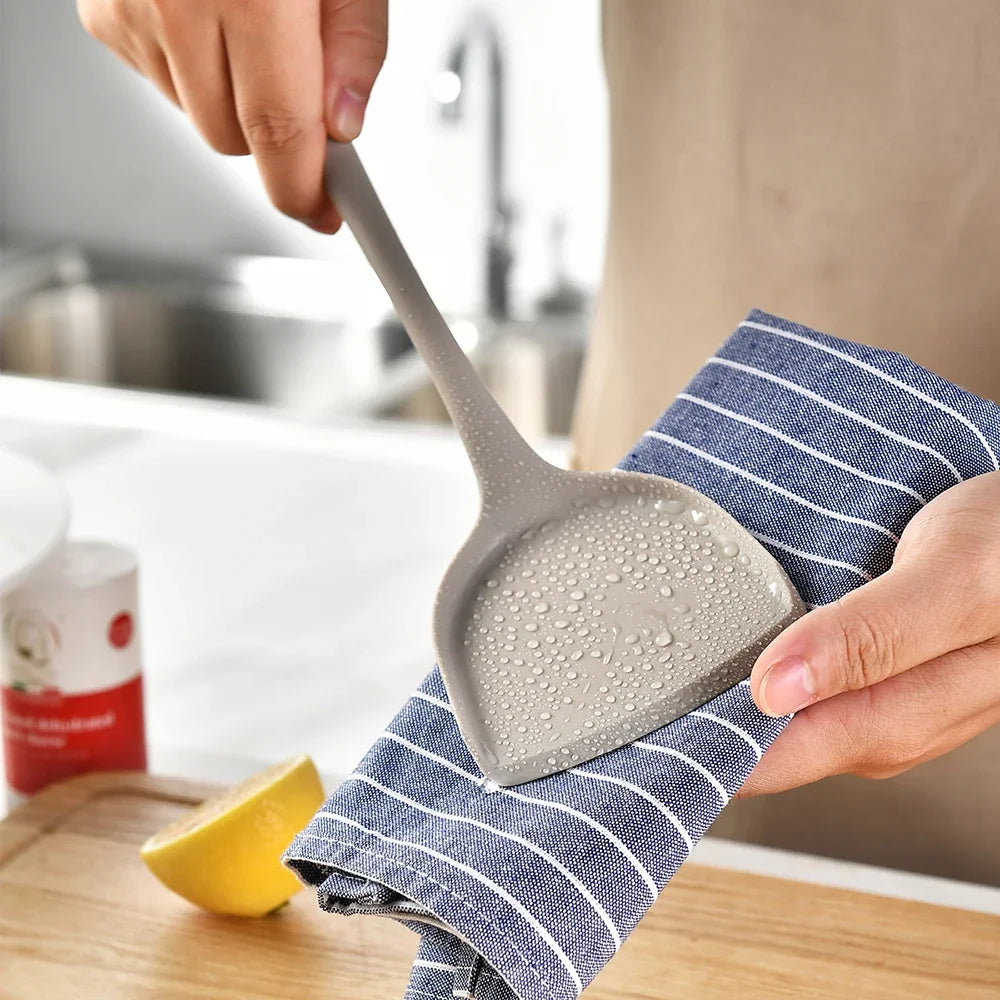 15Pcs Khaki Food Grade Silicone Kitchen Cookware Utensils Turner Spatula Soup Spoon Practical Cooking Tool Kitchenware Set