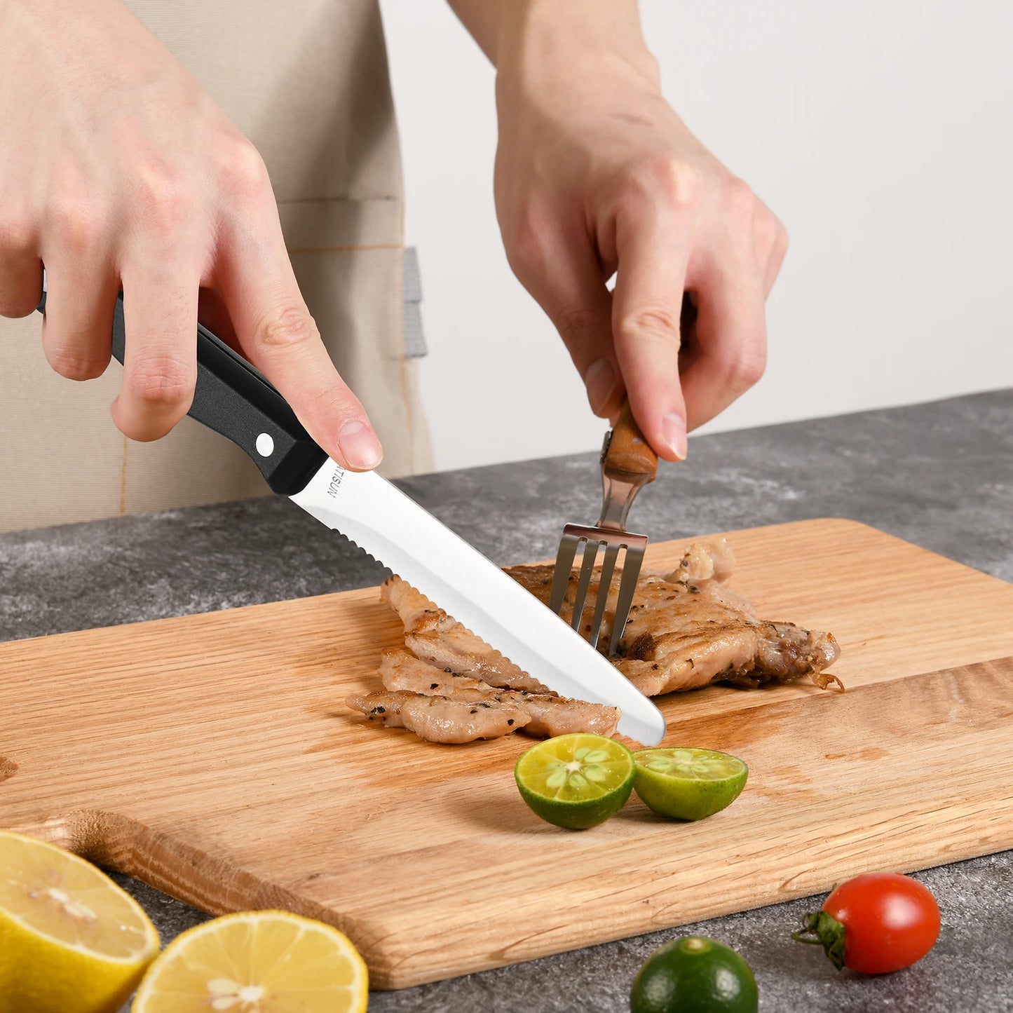 12 Pieces 4.5 Inch Steak Knives Set, Round Tip Serrated Steak Knives with POM Triple Rivets Handle, Dishwasher Safe