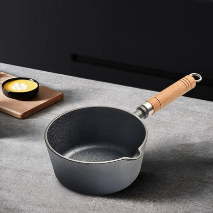 Cast Iron Milk Pan with Pour Spout Non-Stick Hot Oil Pan Butter Melting Pot Cooking Saucepan for Pouring Oil Milk Heating Frying