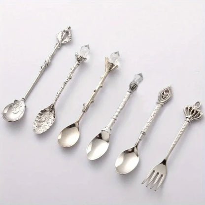 6pcs Vintage Spoons Fork Royal Style Gold Carved Coffee Tea Spoon Snacks Fruit Prikkers Dessert Fork Cutlery Set Kitchen Tool