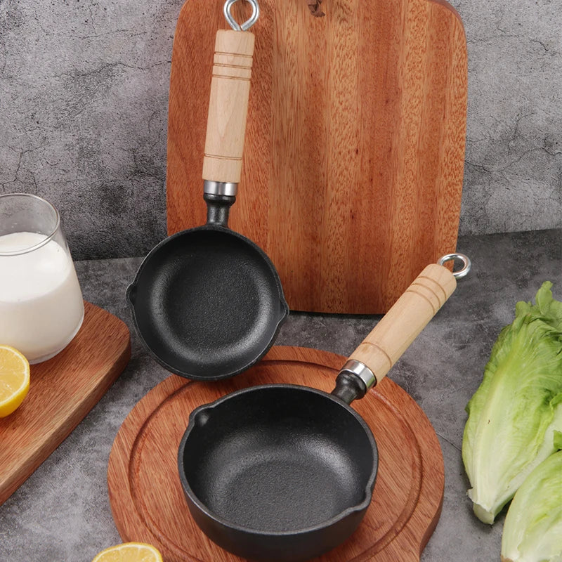 1PC 12CM Cast Iron Mini Egg Frying Pan With Pour Spout Nonstick Milk Pan Butter Melting Pot Gas Stove Induction Cooker Universal