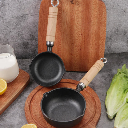 1PC 12CM Cast Iron Mini Egg Frying Pan With Pour Spout Nonstick Milk Pan Butter Melting Pot Gas Stove Induction Cooker Universal