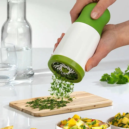 Manual Herb Grinder Spice Mill Parsley Shredder Chopper Vegetable Cutter Coriander Mincer Chili and Cilantro Kitchen Tool Gadget