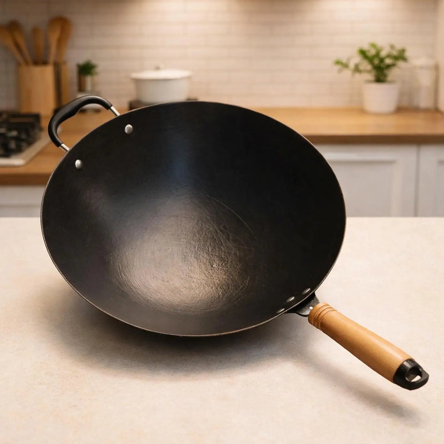 Iron Non Stick Wok Pan Handmade Frying Pan Universal Cookware Pot for Induction Cooker and Gas Stove Kitchen Use