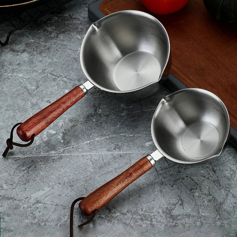 Mini Oil Pouring Pot with Wooden Handle 304 Stainless Steel Milk Pan Kitchen Butter Baking Measuring Pots for Household Cooking