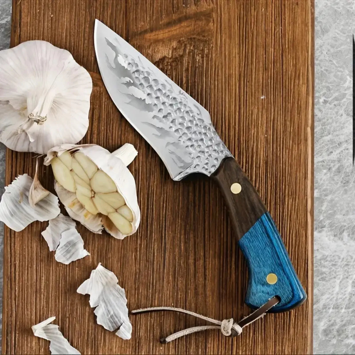 High quality stainless steel blade, ergonomic wooden handle, lightweight and durable - ideal for outdoor, home kitchen use and h