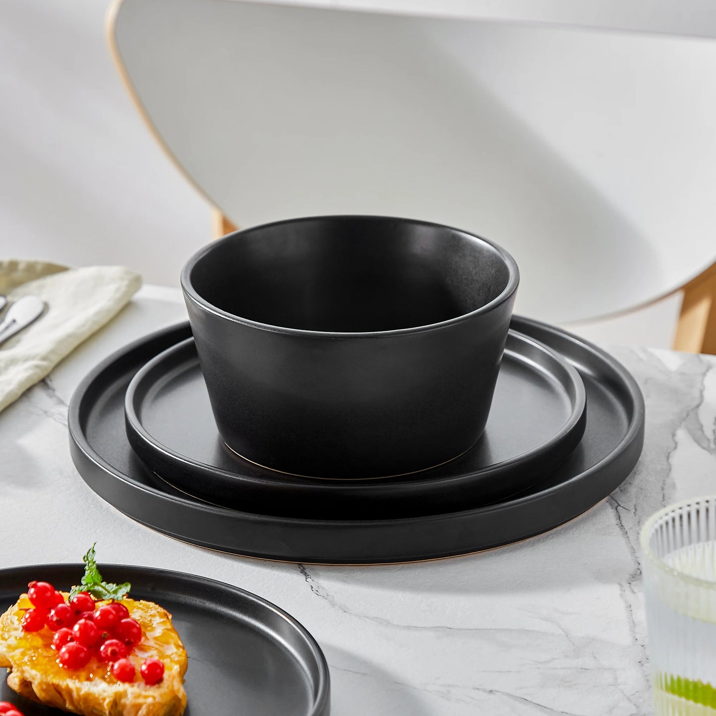 vancasso 18/24 Piece PLAYB Ceramic Plate Set Reactive Glaze Stoneware Dinnerware Set with 6PCS Dinner Plate/Dessert/Cereal Bowl