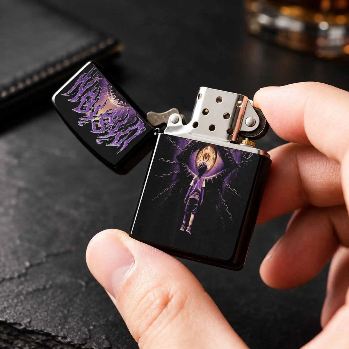 Creative All-Seeing Eye Lighter With Art Print, Trendy Dark Aesthetic Portable Accessory, Atmospheric Daily Carry Decor, Unique Exquisite Gift For Friends, Suitable For All Kinds Of Daily Occasions And Scenarios A Humorous An